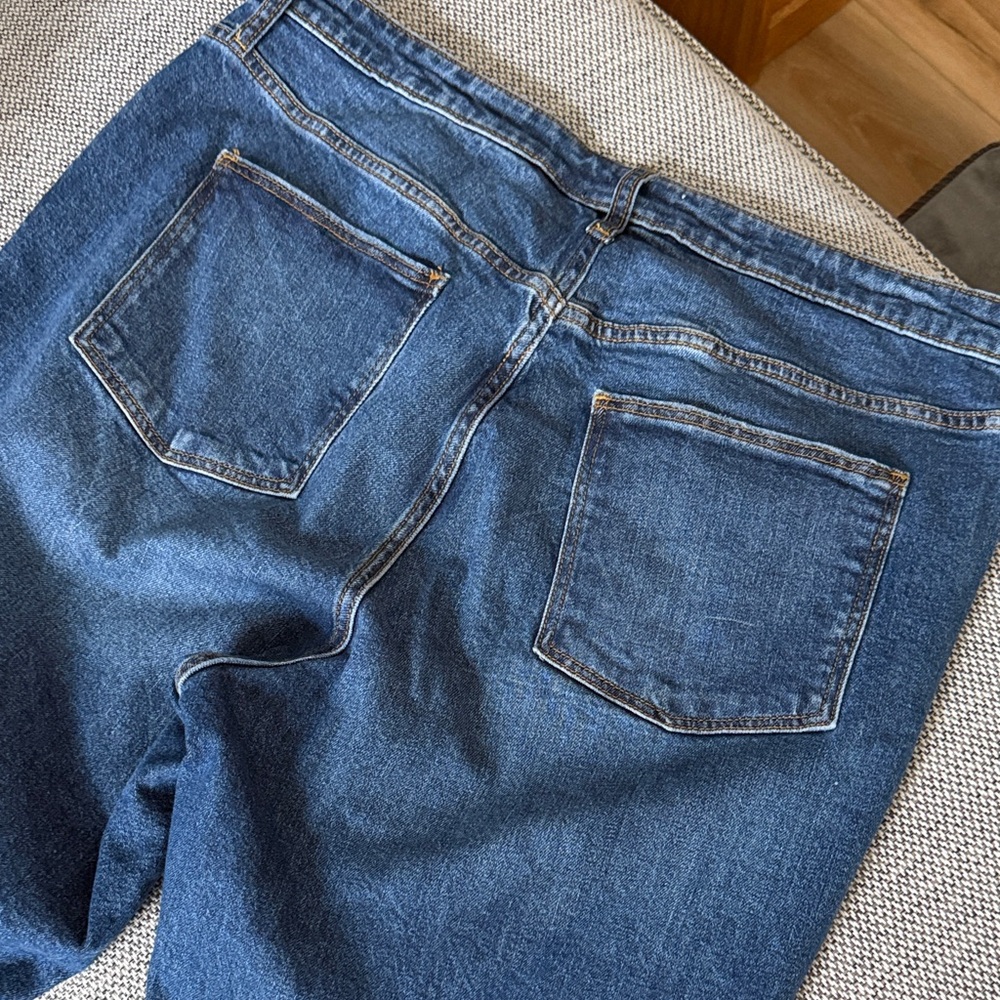 Dark Blue Universal Thread Distressed Women's Jeans 18/34R - Picture 7 of 8